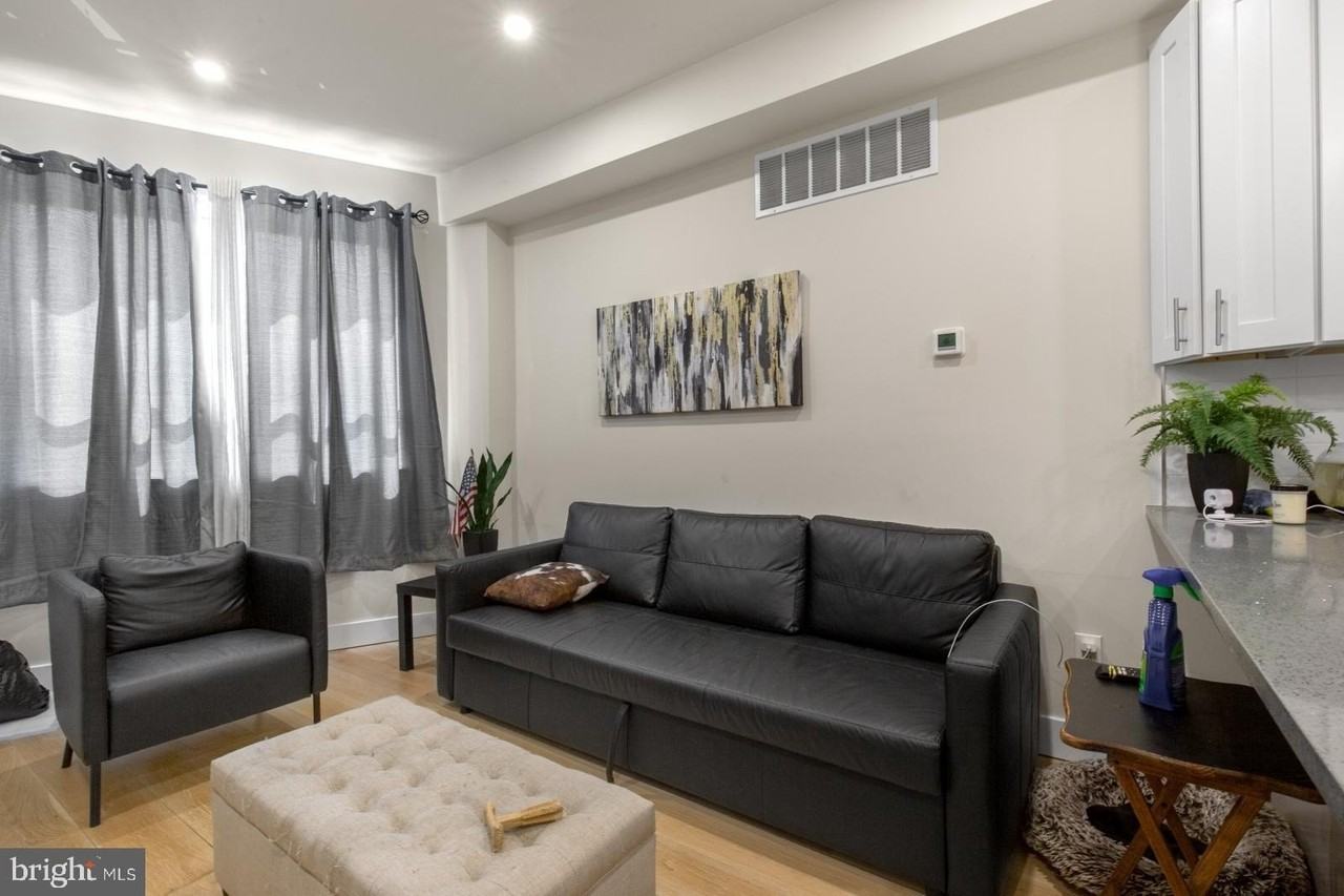 1702 Point Breeze Ave #A - Photo 4 of 22