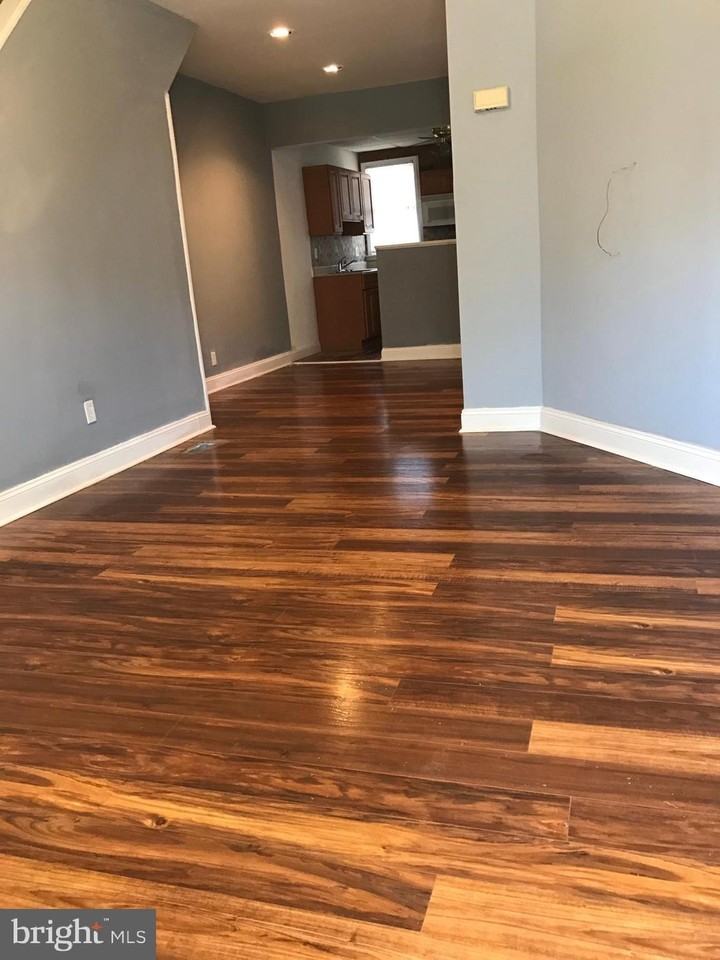 5240 Sylvester St - Photo 3 of 5