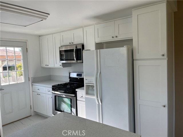 9352 Mokihana Dr - Photo 2 of 7