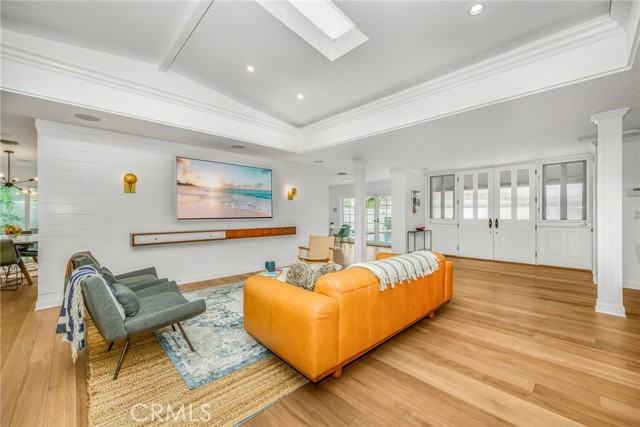 1800 Glenwood Ln - Photo 3 of 8