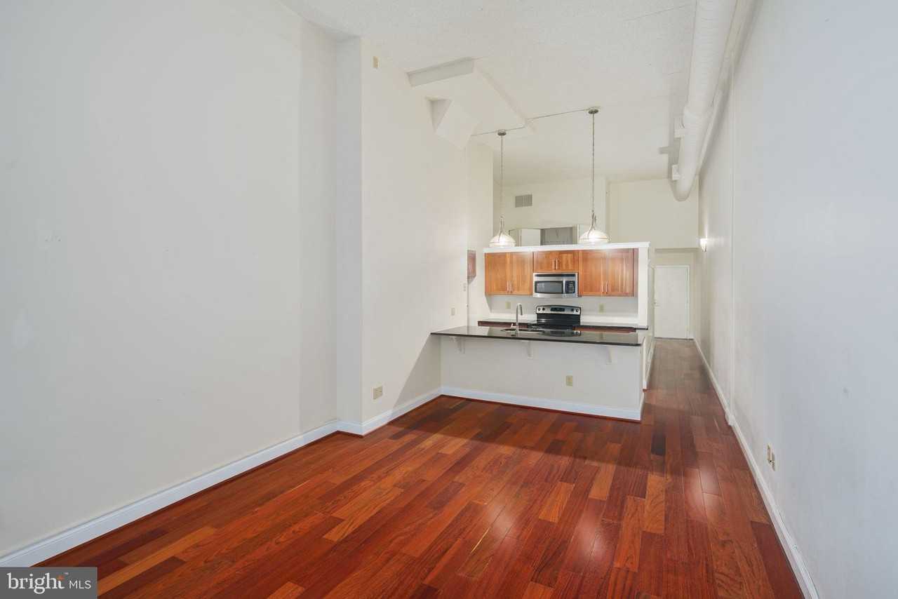 242941 Locust St #213 - Photo 3 of 29