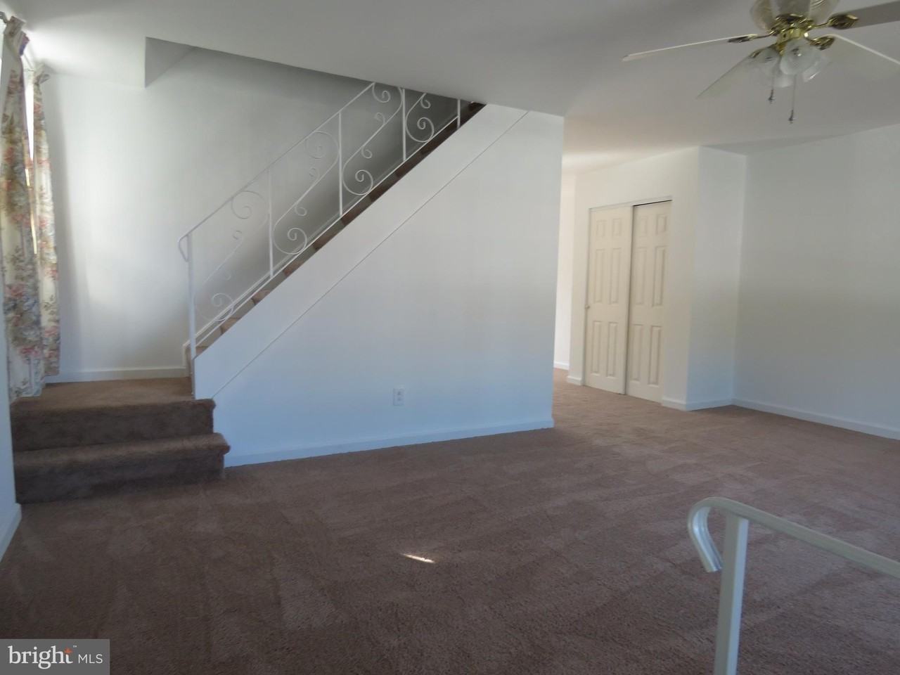 12839 Elnora Rd - Photo 4 of 24