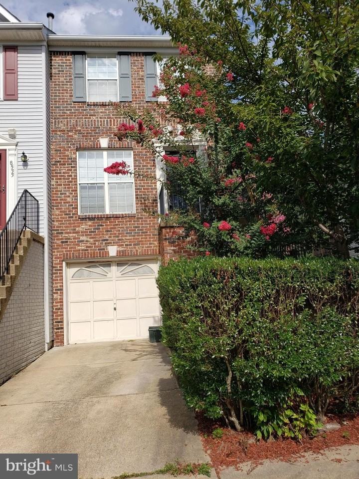 8535 Towne Manor Ct - Photo 2 of 31