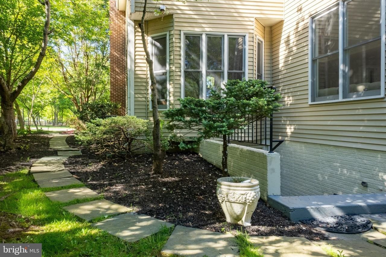 4705 Rippling Pond Dr - Photo 6 of 27