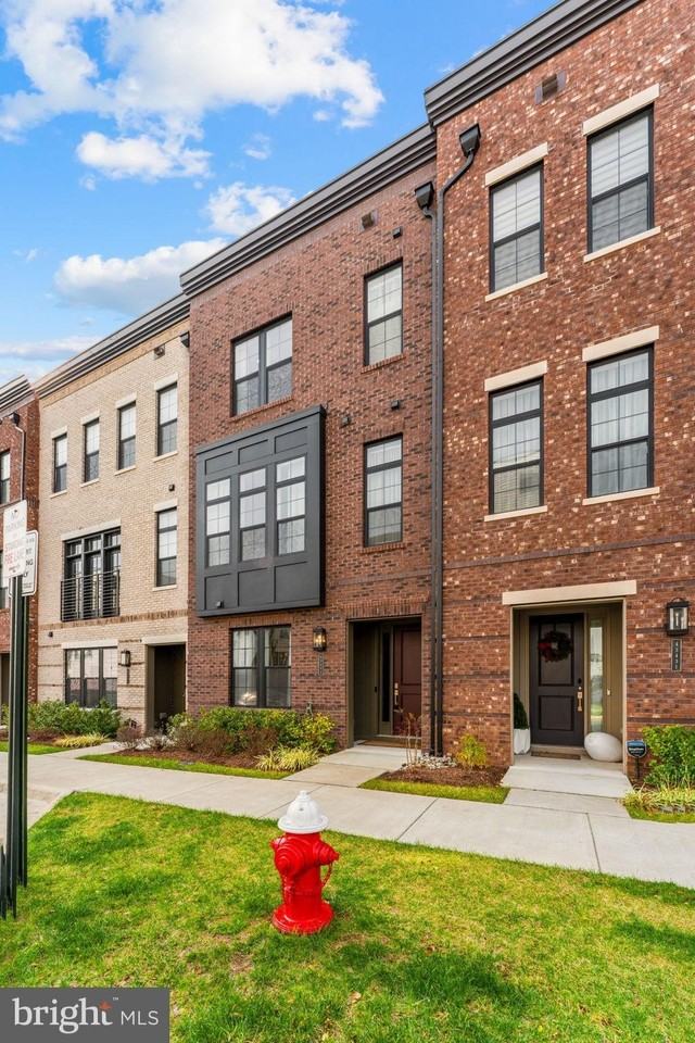 43433 Wilcox Ter - Photo 3 of 50