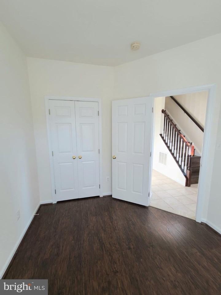 42625 Homefront Ter - Photo 6 of 32