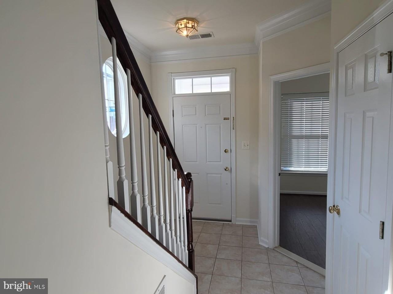 42625 Homefront Ter - Photo 7 of 32