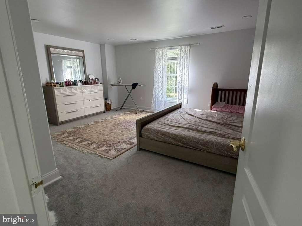 14 Hermitage Dr - Photo 4 of 10