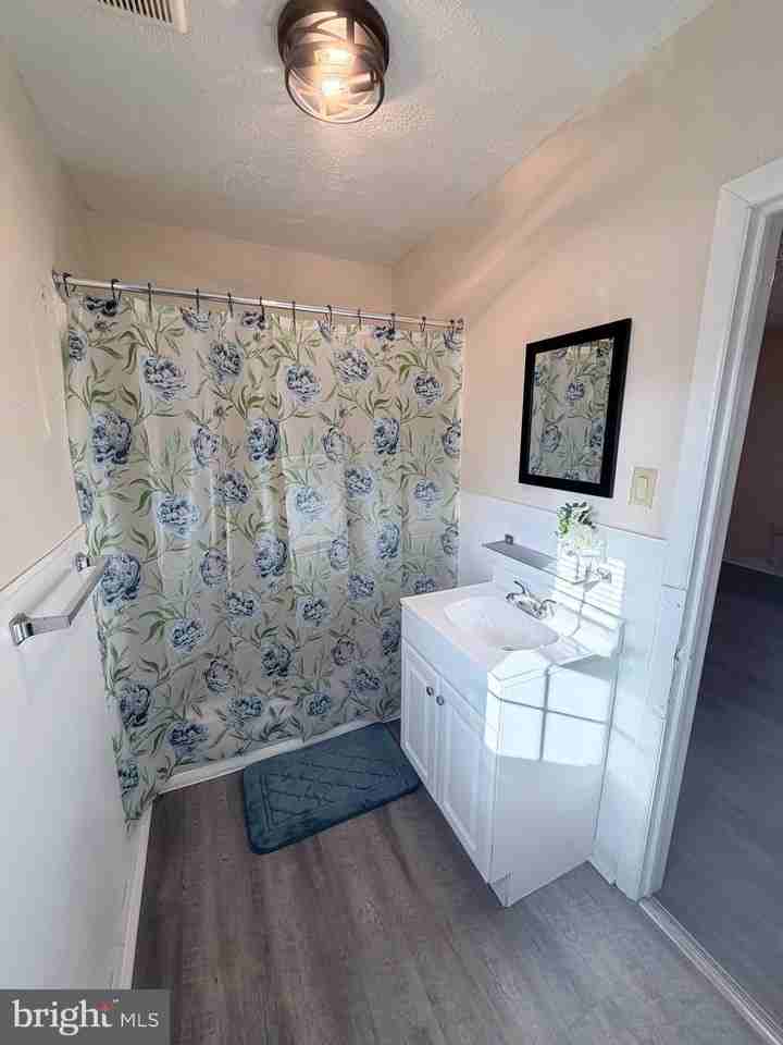 268 Wilkes St #9 - Photo 7 of 10