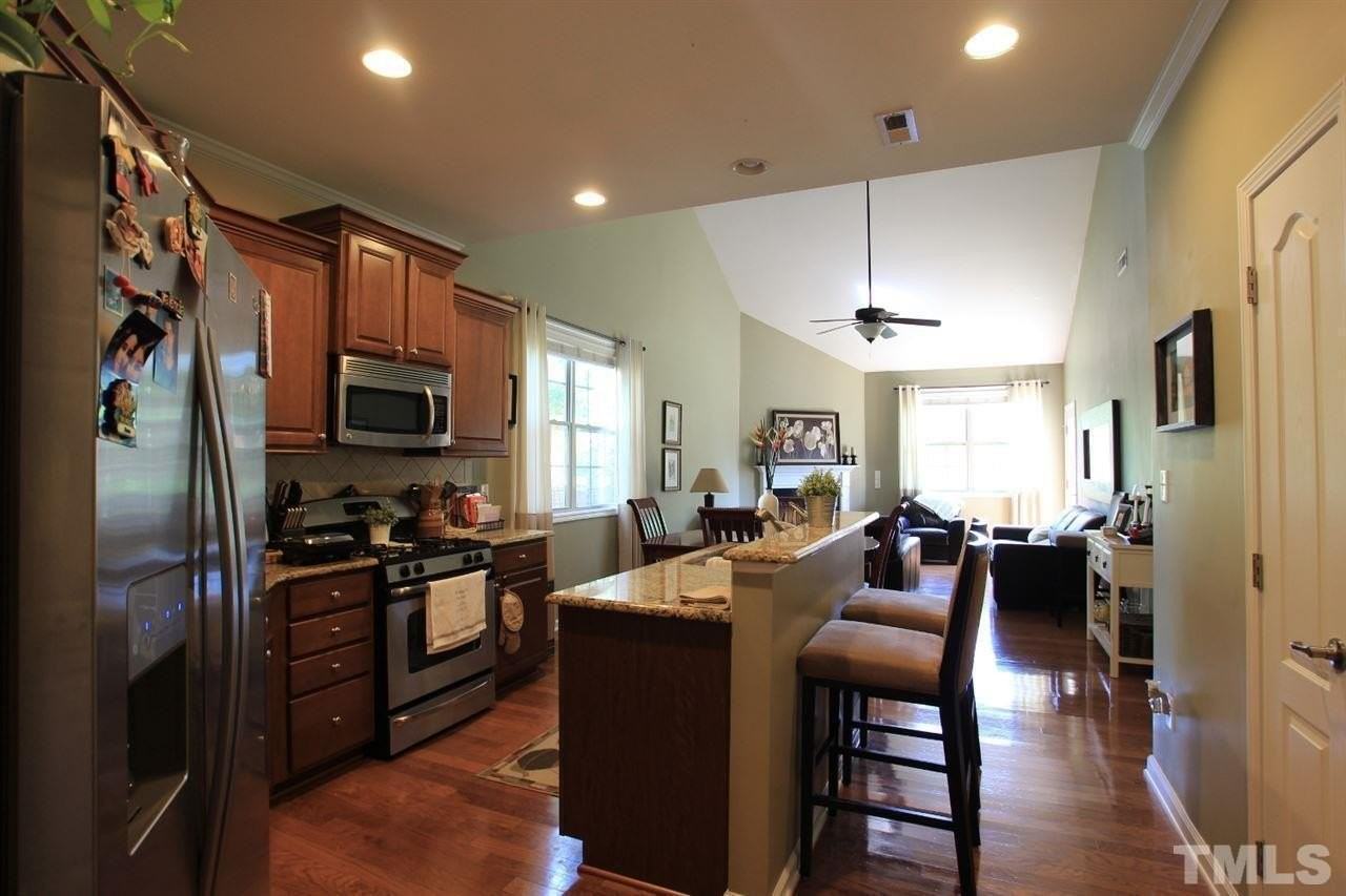 8334 Primanti Blvd - Photo 2 of 16