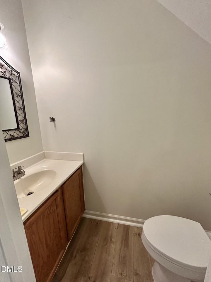 5014 Rainmaker Dr - Photo 7 of 13