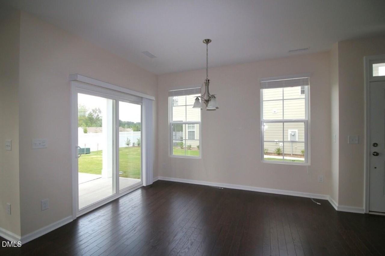 709 Crimson Sage Ln - Photo 7 of 17