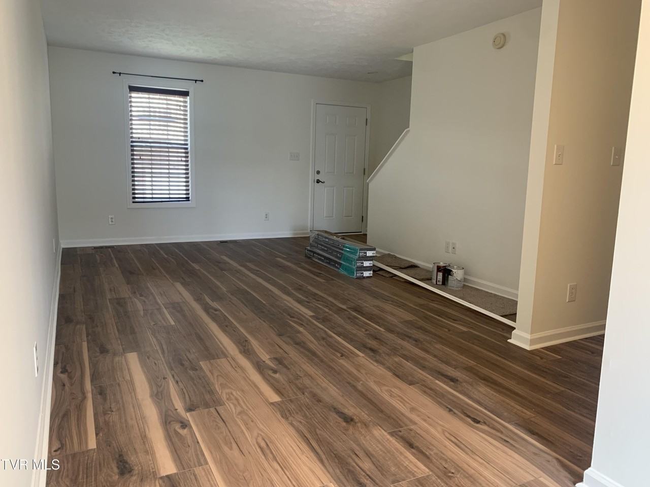 15 Lake Village Ct #15 - Photo 5 of 21