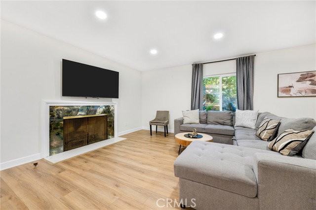 5400 Nagle Ave - Photo 7 of 8