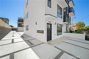featured image of 6704 Kester Ave