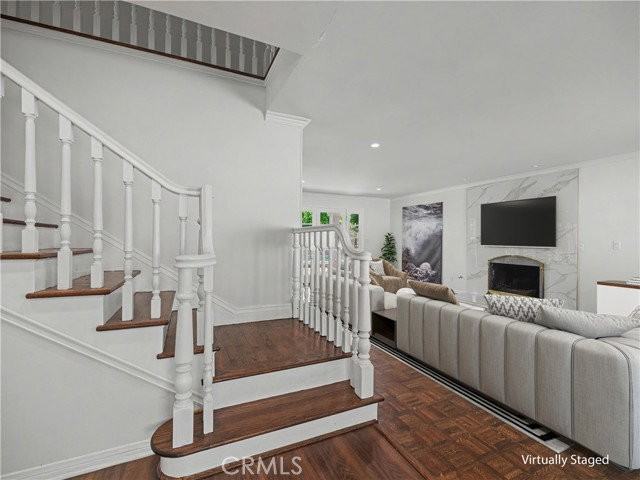 24060 Hatteras St - Photo 2 of 8