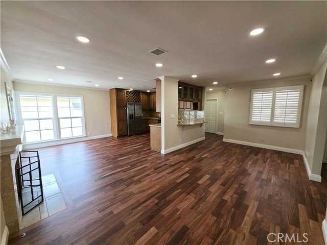 5339 Veloz Ave - Photo 5 of 7