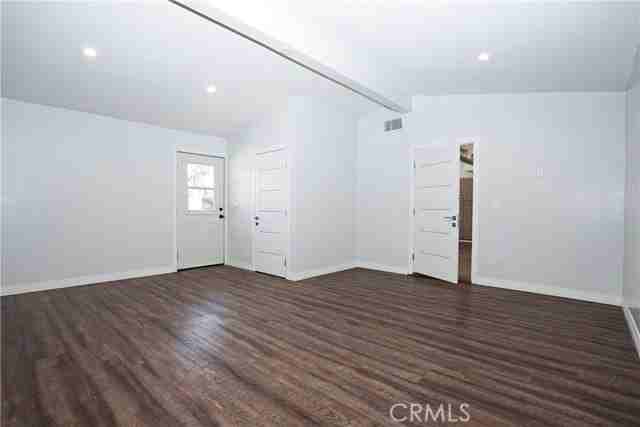 12350 Luna Pl - Photo 3 of 8