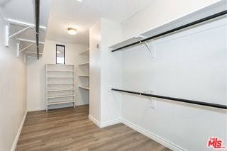 7962 Oceanus Dr - Photo 7 of 8