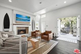 9842 Portola Dr
