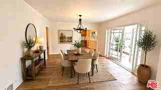 132 S La Peer Dr - Photo 7 of 8