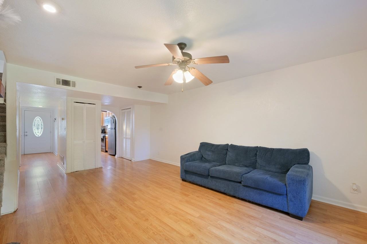 2507 Hidden Cove Ct #A - Photo 6 of 20