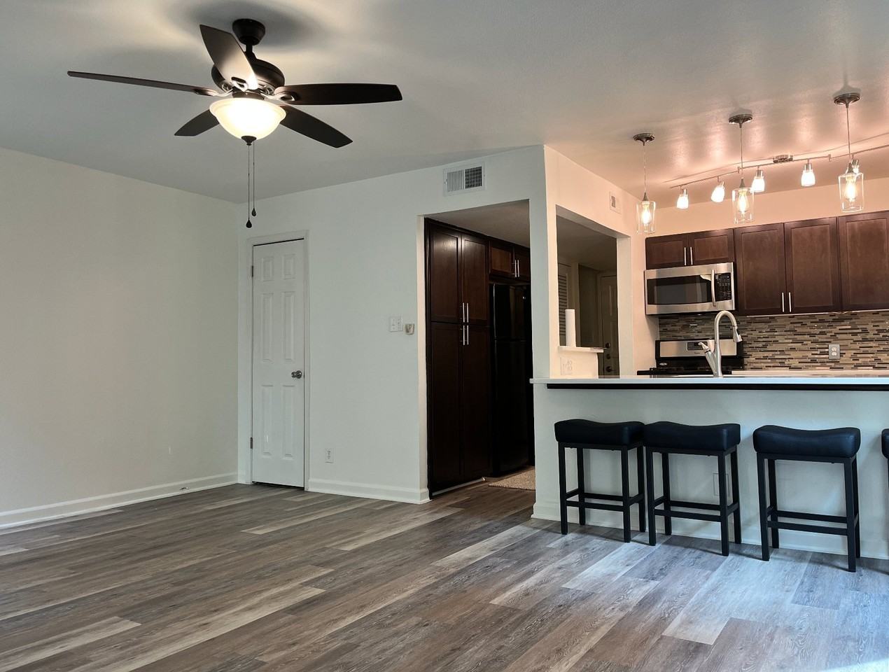 3431 N Hills Dr #119 - Photo 2 of 13