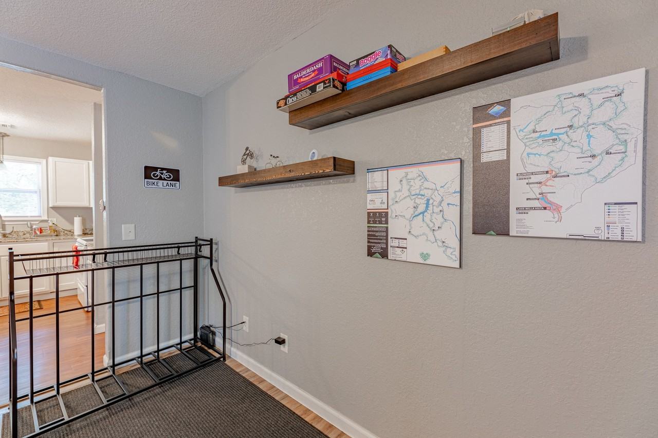 19 Evesham Ln - Photo 2 of 17