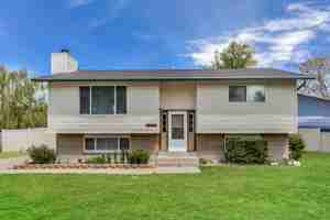 featured image of 4381 S Wildrose Dr