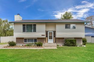4381 S Wildrose Dr - Photo 1 of 1