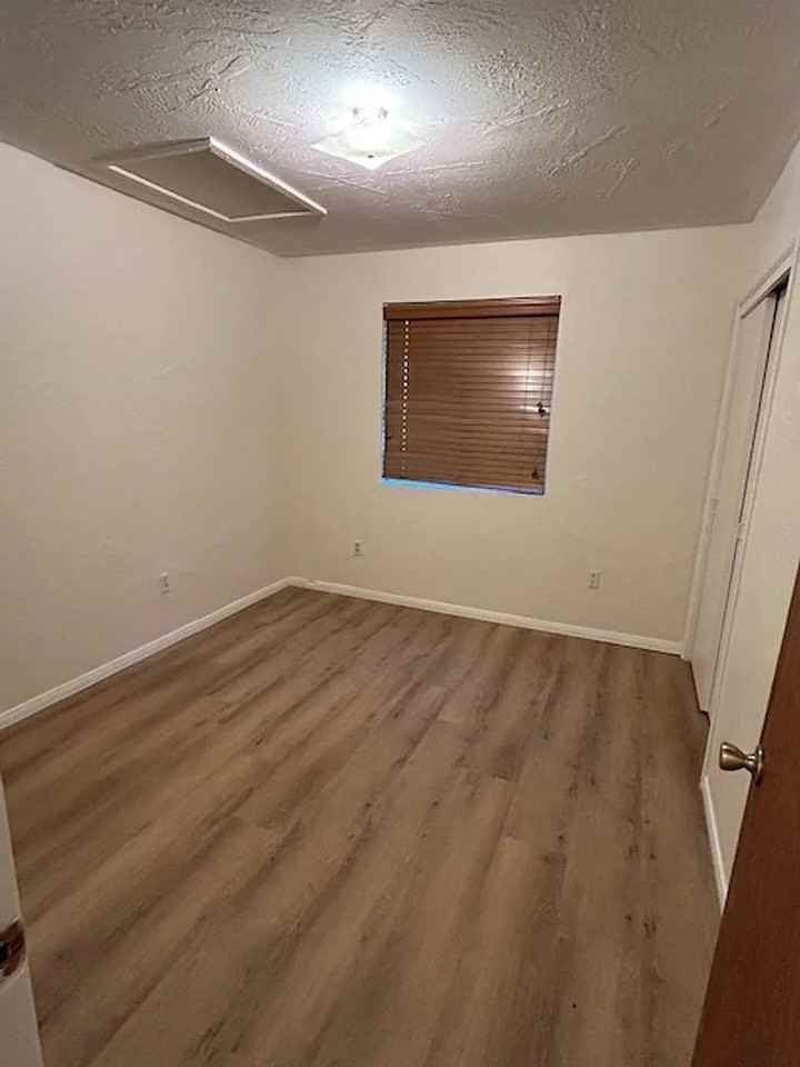 259 Spruce Ln - Photo 7 of 12