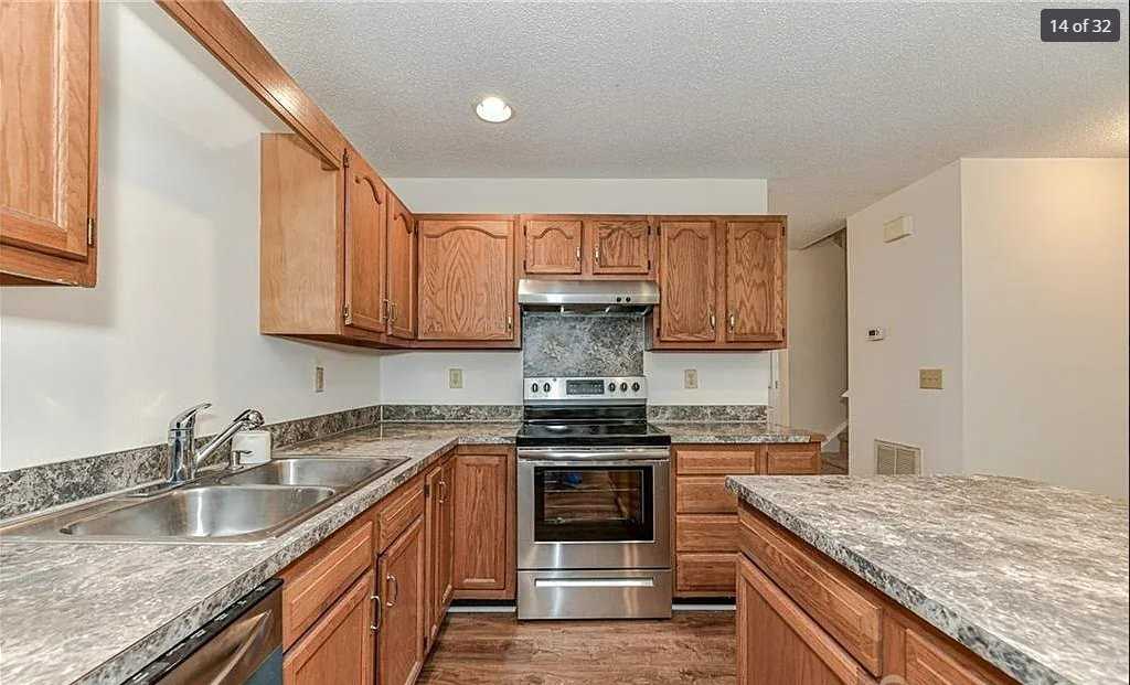 3640 Huyton Ct - Photo 7 of 20