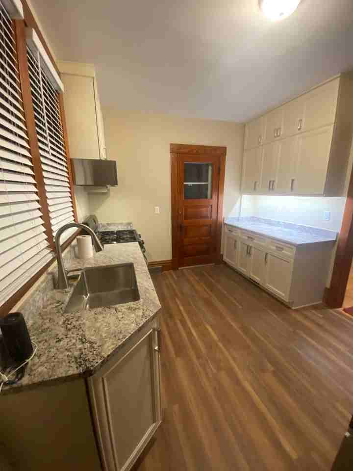 261 Orchard St - Photo 4 of 8