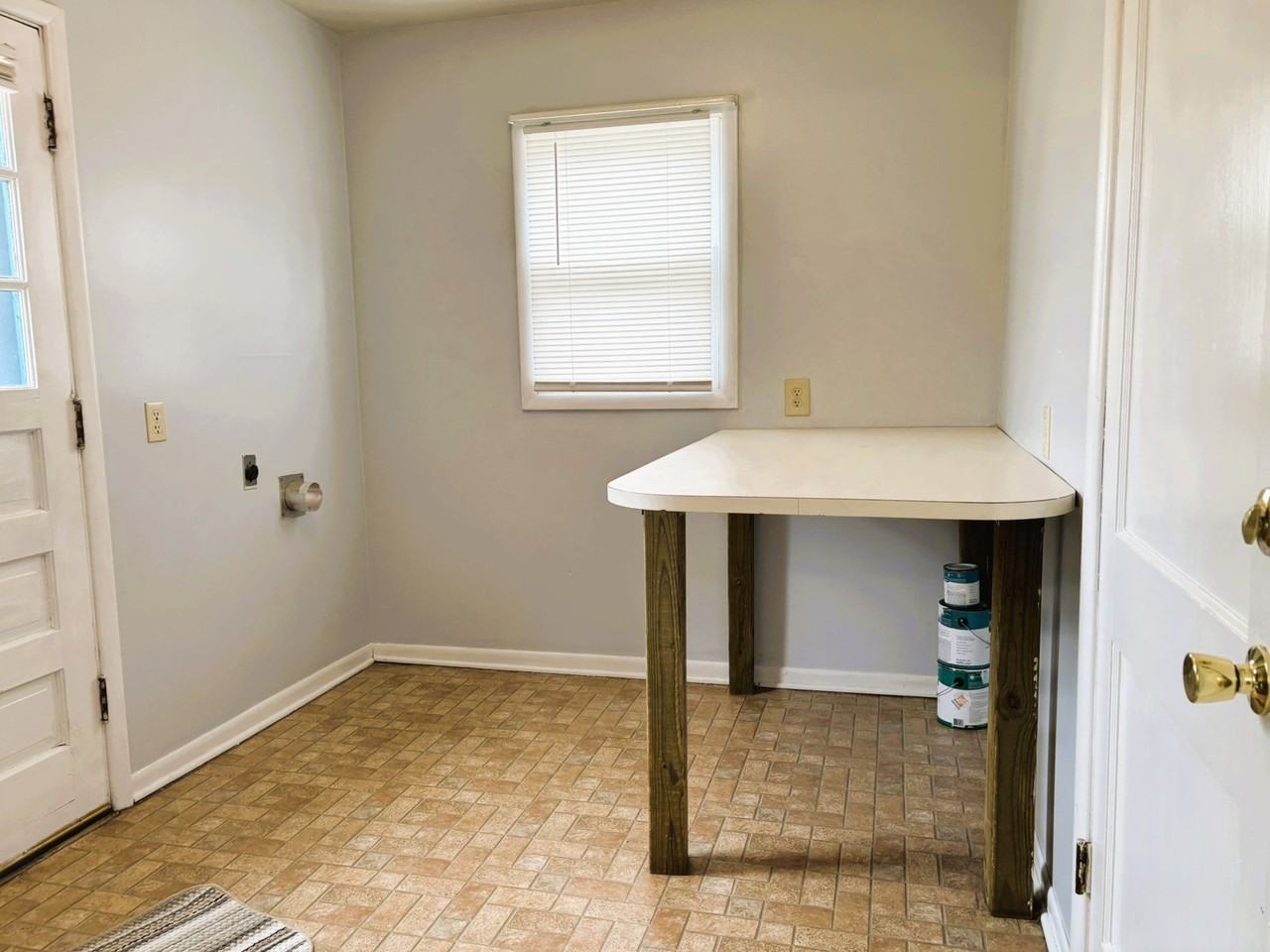 3425 S Handley St - Photo 6 of 10