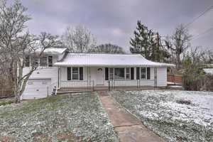 featured image of 1570 Granby Rd