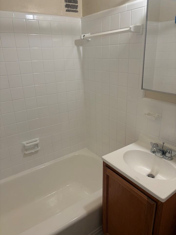 3435 Holmead Pl Nw #510