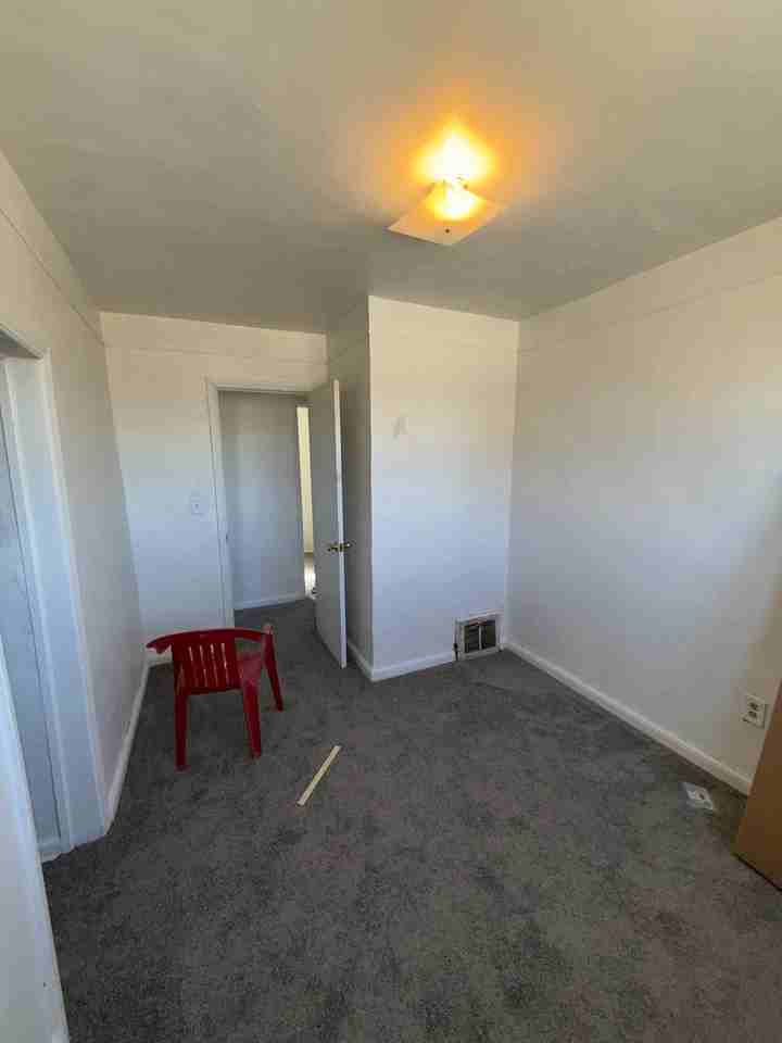 634 Damon St - Photo 3 of 10