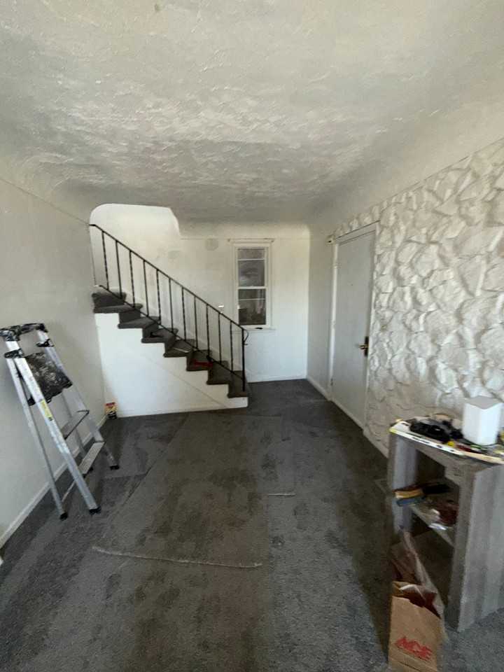 634 Damon St - Photo 5 of 10