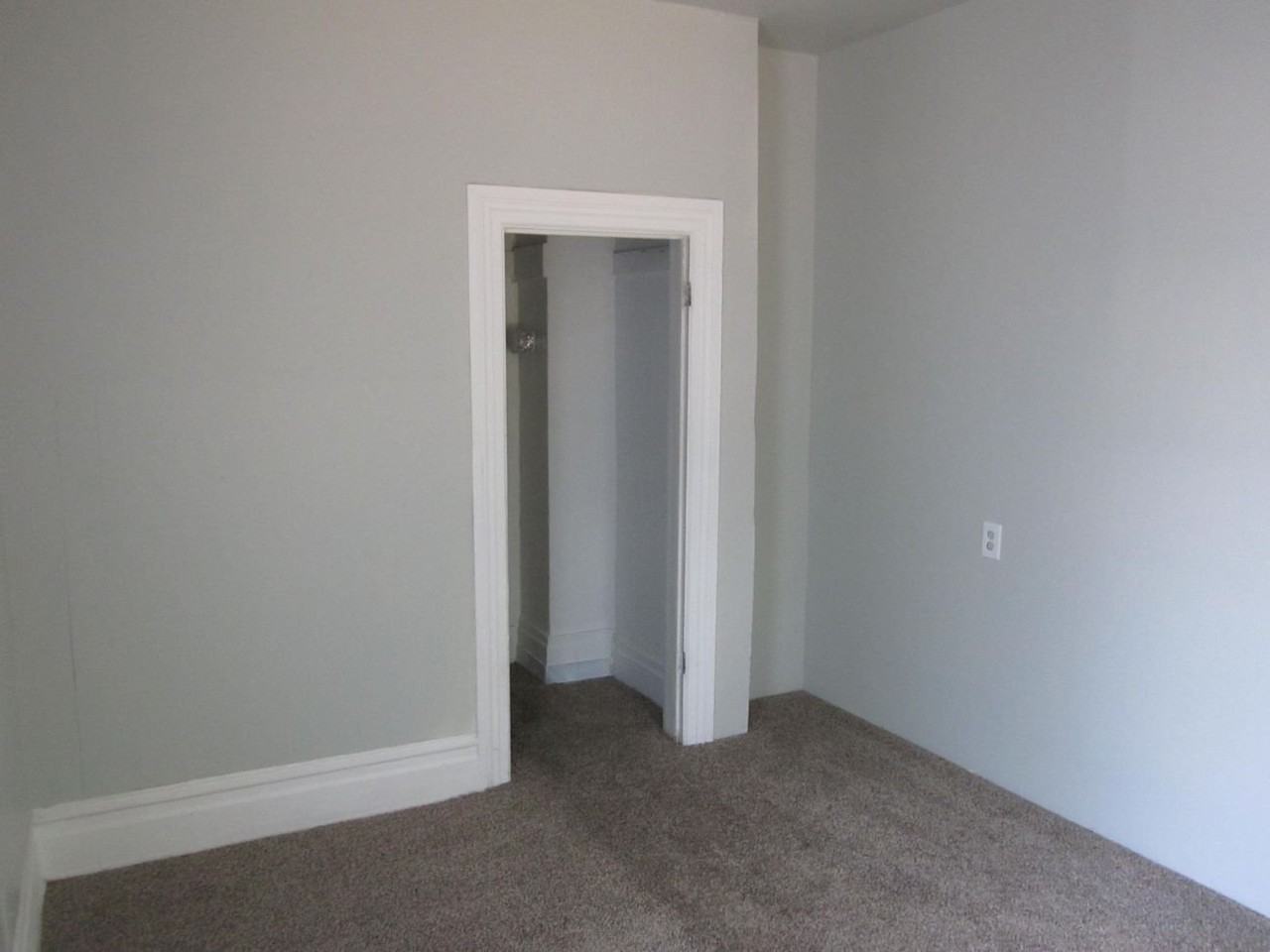 2350 Orchard Ave - Photo 2 of 14