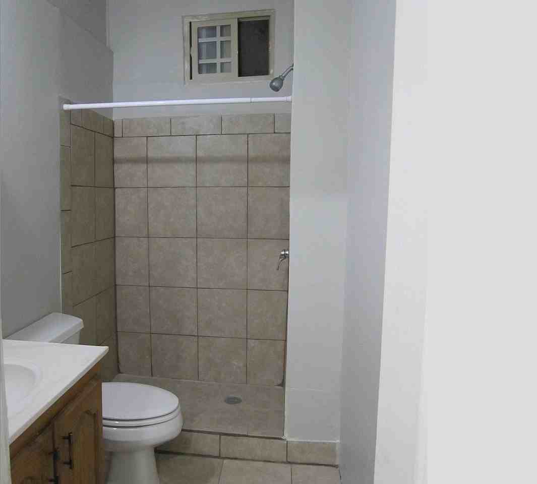 2350 Orchard Ave - Photo 7 of 14