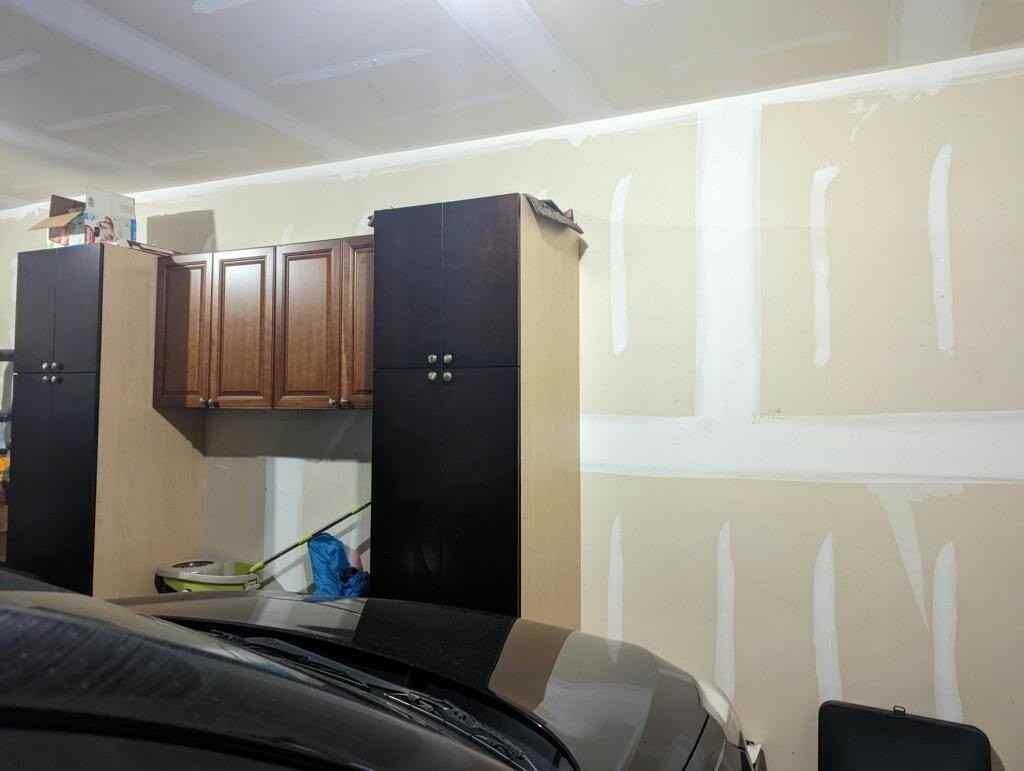 3484 Althorp Dr - Photo 4 of 12