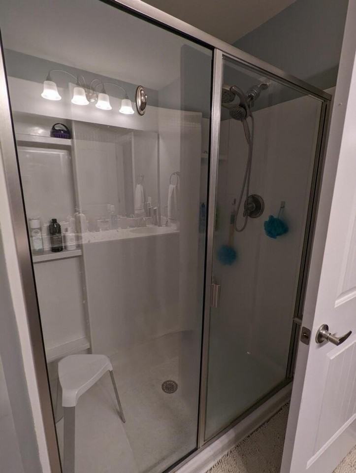 3484 Althorp Dr - Photo 6 of 12