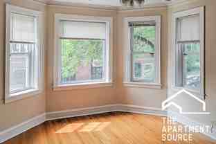 2206 W Foster Ave #1 - Photo 1 of 1