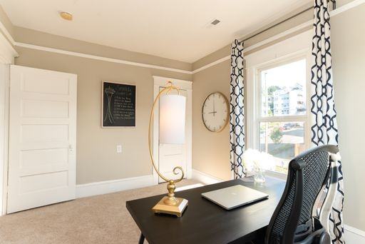 822 6th Ave - Photo 7 of 21