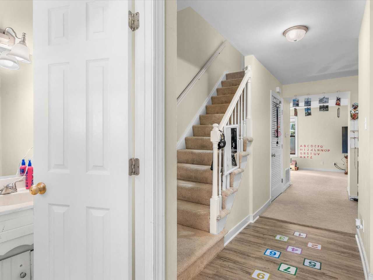 1701 Early Settlers Rd - Photo 3 of 31