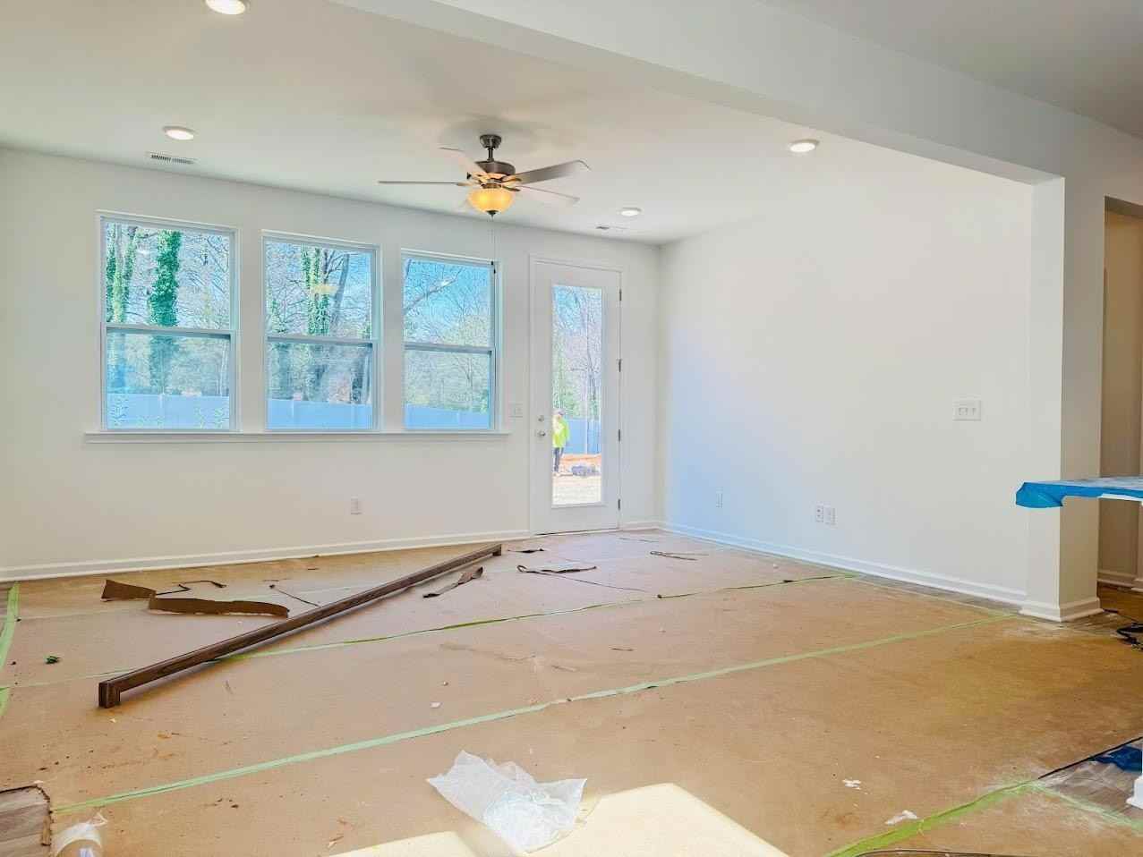 131 Anise Ln - Photo 4 of 12