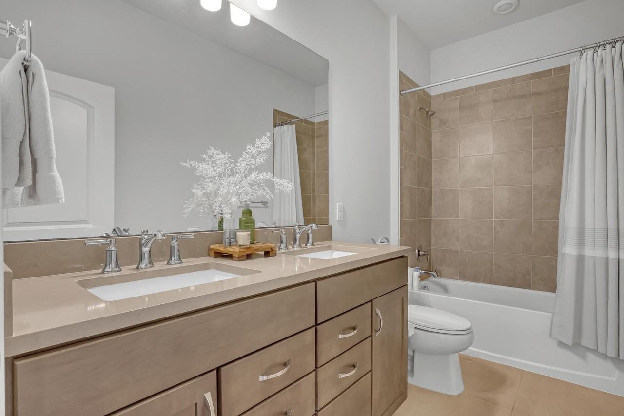 4740 Lake Worth Rd - Photo 3 of 8