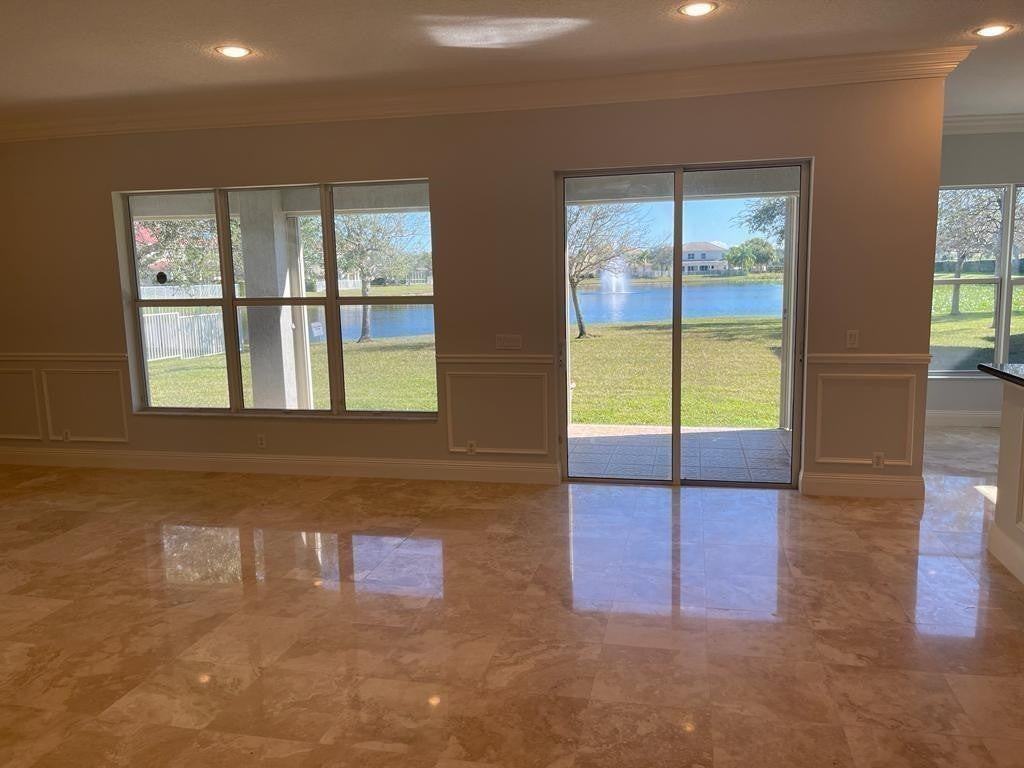 9326 Plantation Estates Dr - Photo 6 of 8