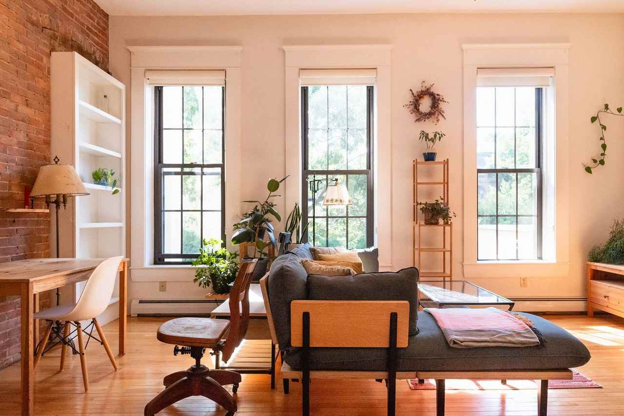 727 Congress St - Photo 6 of 19