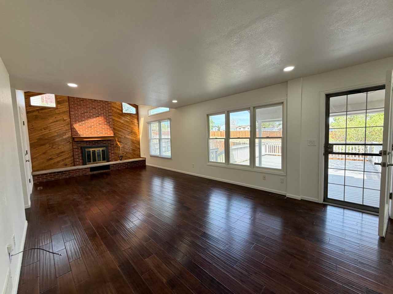 8205 Sweet Water Rd - Photo 7 of 37